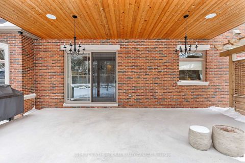 Photo 16 at 6 Weller Crescent, Maple, Vaughan