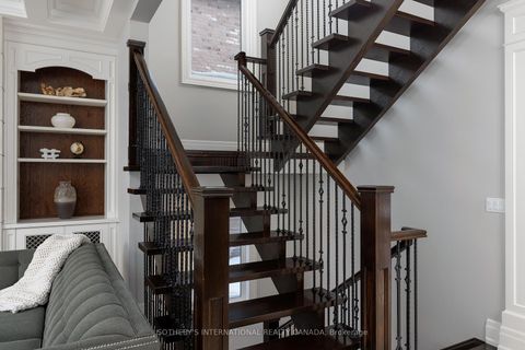 Photo 20 at 6 Weller Crescent, Maple, Vaughan