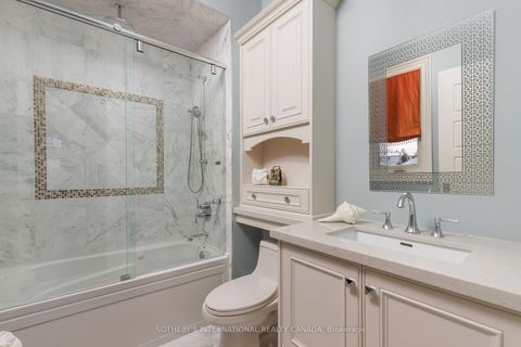 Photo 33 at 6 Weller Crescent, Maple, Vaughan