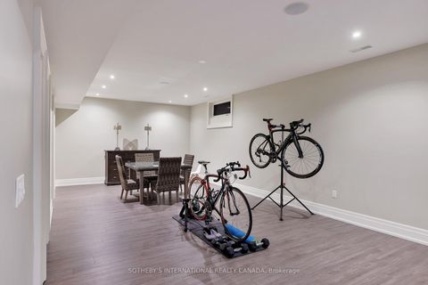 Photo 38 at 6 Weller Crescent, Maple, Vaughan