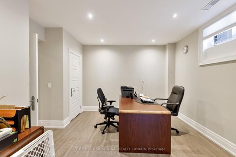 Photo 39 at 6 Weller Crescent, Maple, Vaughan