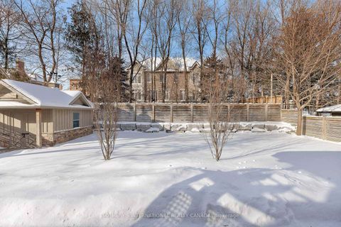 Photo 43 at 6 Weller Crescent, Maple, Vaughan