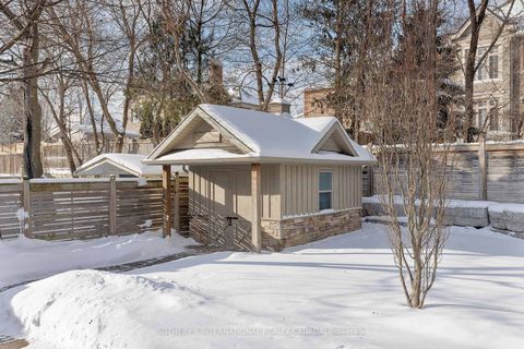 Photo 44 at 6 Weller Crescent, Maple, Vaughan