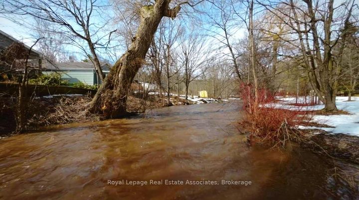Photo 1 at 8 Ann Street, Georgetown, Halton Hills