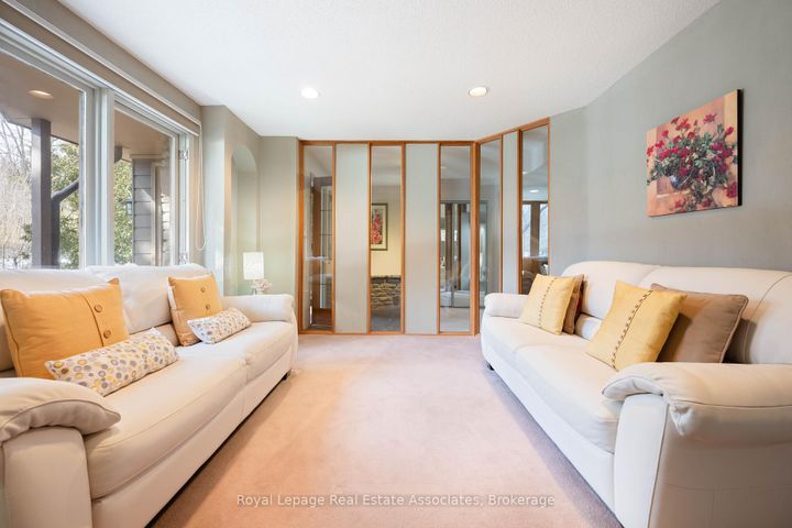 Photo 10 at 8 Ann Street, Georgetown, Halton Hills