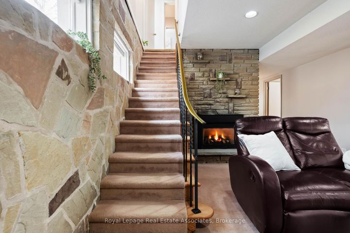 Photo 12 at 8 Ann Street, Georgetown, Halton Hills