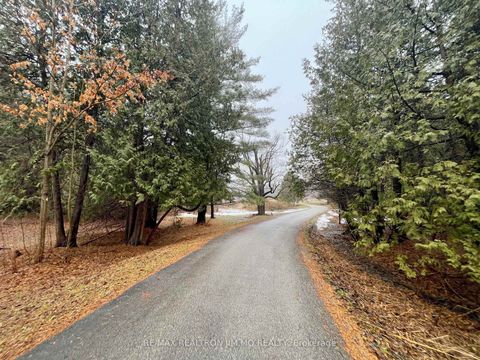 Photo 3 at 1785 Davis Drive W, Rural King, King