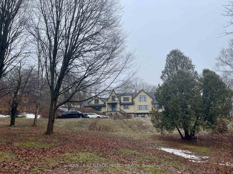 Photo 10 at 1785 Davis Drive W, Rural King, King