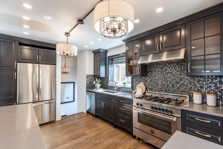 Photo 8 at 2132 Denise Road, Lakeview, Mississauga