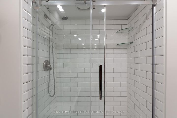 Photo 20 at 2132 Denise Road, Lakeview, Mississauga