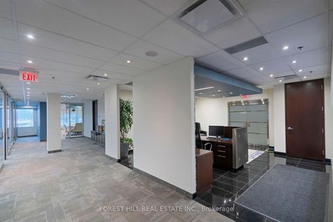 Photo 12 at 200 - 23 Lesmill Road, Windfields, Toronto