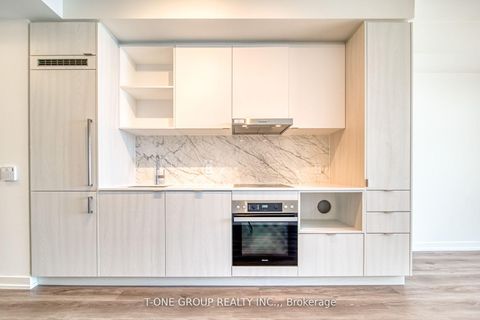 Photo 6 at 6807 - 138 Downes Street, Waterfront Communities C8, Toronto