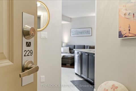 Photo 4 at 229 - 80 Aspen Springs Drive, Bowmanville, Clarington