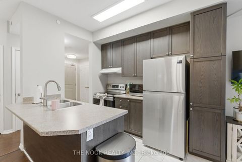Photo 9 at 229 - 80 Aspen Springs Drive, Bowmanville, Clarington