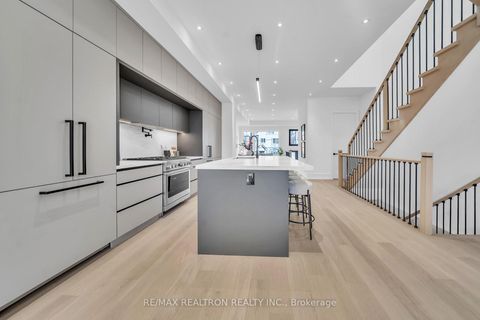 Photo 9 at 17 Lanark Avenue, Oakwood Village, Toronto