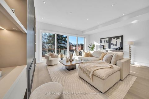 Photo 16 at 17 Lanark Avenue, Oakwood Village, Toronto