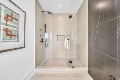 Photo 23 at 17 Lanark Avenue, Oakwood Village, Toronto