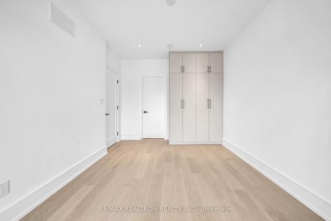 Photo 29 at 17 Lanark Avenue, Oakwood Village, Toronto