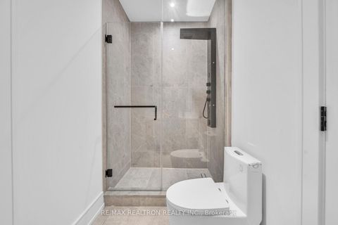 Photo 31 at 17 Lanark Avenue, Oakwood Village, Toronto