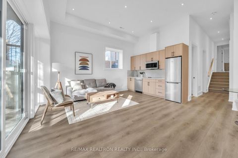 Photo 40 at 17 Lanark Avenue, Oakwood Village, Toronto