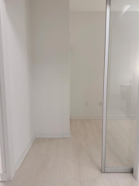 Photo 4 at 5901 - 3900 Confederation Parkway, City Centre, Mississauga