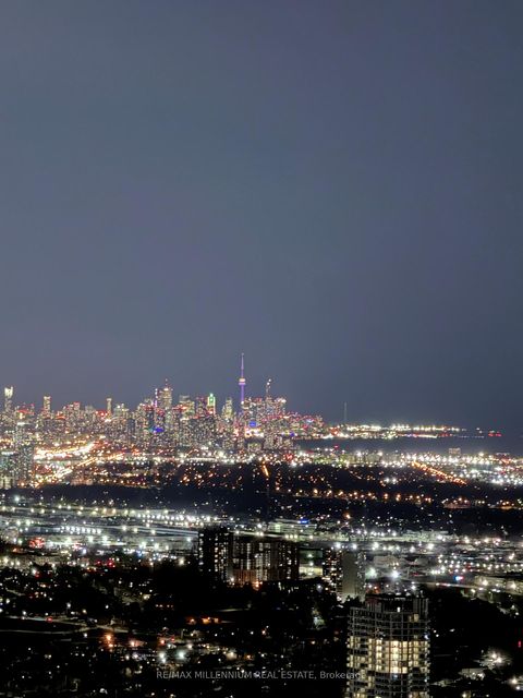 Photo 16 at 5901 - 3900 Confederation Parkway, City Centre, Mississauga