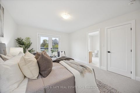 Photo 18 at 989 Queensdale Avenue, Donevan, Oshawa