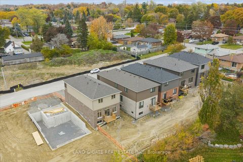 Photo 35 at 989 Queensdale Avenue, Donevan, Oshawa