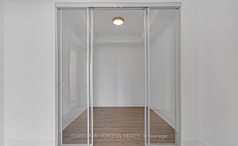 Photo 8 at 912 - 118 Merchants' Wharf, Waterfront Communities C8, Toronto