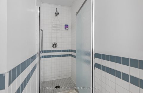 Photo 42 at 1005 - 150 Dunlop Street E, City Centre, Barrie