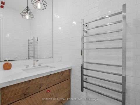 Photo 21 at 606 - 600 Queens Quay W, Waterfront Communities C1, Toronto