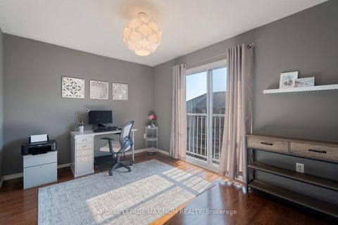 Photo 16 at 29 Barr Crescent, Bayview Northeast, Aurora