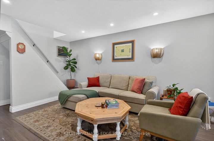 Photo 5 at 262 Britannia Avenue, Homeside, Hamilton