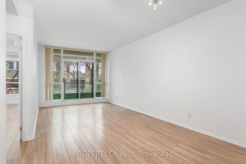 Photo 2 at 223 - 231 Fort York Boulevard, Niagara, Toronto