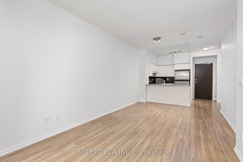 Photo 4 at 223 - 231 Fort York Boulevard, Niagara, Toronto