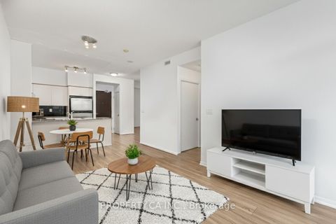 Photo 5 at 223 - 231 Fort York Boulevard, Niagara, Toronto