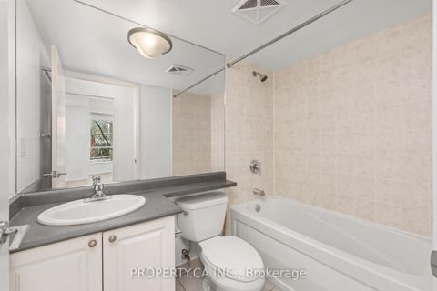 Photo 19 at 223 - 231 Fort York Boulevard, Niagara, Toronto