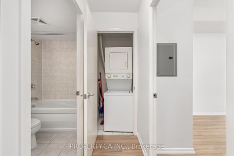Photo 20 at 223 - 231 Fort York Boulevard, Niagara, Toronto