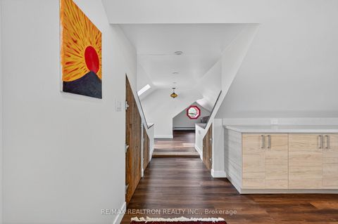 Photo 28 at 9 The N, Keswick North, Georgina