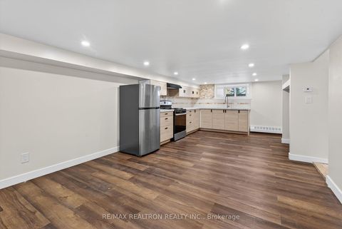 Photo 36 at 9 The N, Keswick North, Georgina