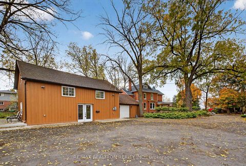 Photo 38 at 9 The N, Keswick North, Georgina