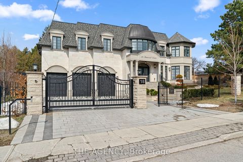 Photo 1 at 18 Suncrest Drive, York Mills, Toronto
