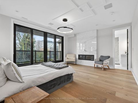 Photo 16 at 4 Forest Wood, Nortown, Toronto