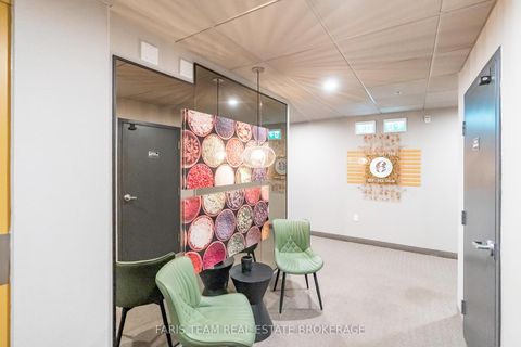 Photo 6 at 102 - 8 Culinary Lane, Rural Barrie Southeast, Barrie