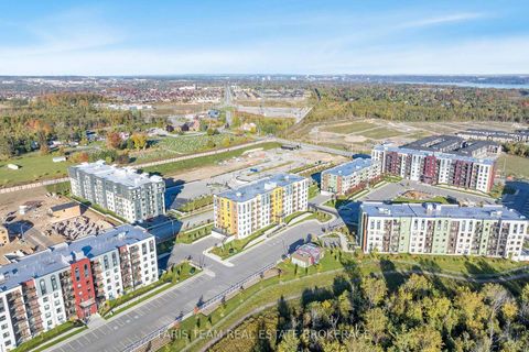 Photo 40 at 102 - 8 Culinary Lane, Rural Barrie Southeast, Barrie