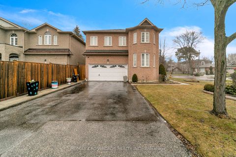 Photo 1 at 106 Craggview Drive, West Hill, Toronto