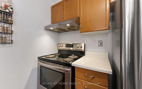 Photo 7 at 56 Ferguson Drive, Northwest, Barrie