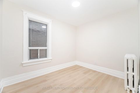 Photo 14 at 971 Saint Clarens Avenue, Davenport, Toronto