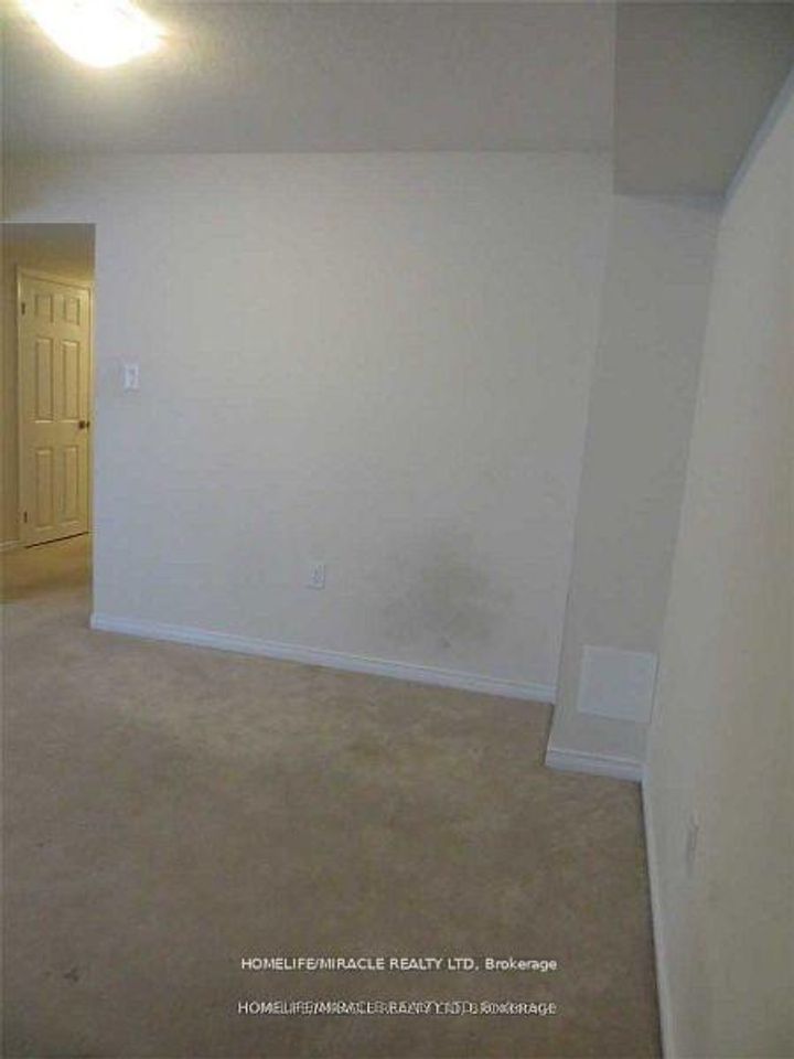 Photo 16 at 142 Golden Springs Drive, Northwest Brampton, Brampton