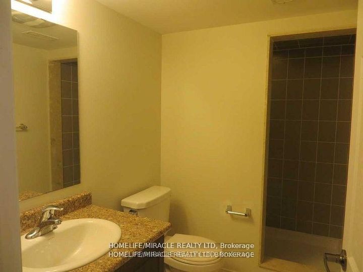 Photo 18 at 142 Golden Springs Drive, Northwest Brampton, Brampton